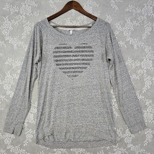 Victoria's Secret Long Sleeve Top Women's Large‎ Heart Print Lightweight Casual